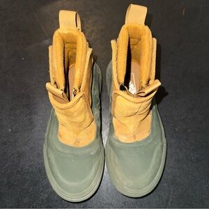 Kids Slip-On Hi Terrain V Shoe